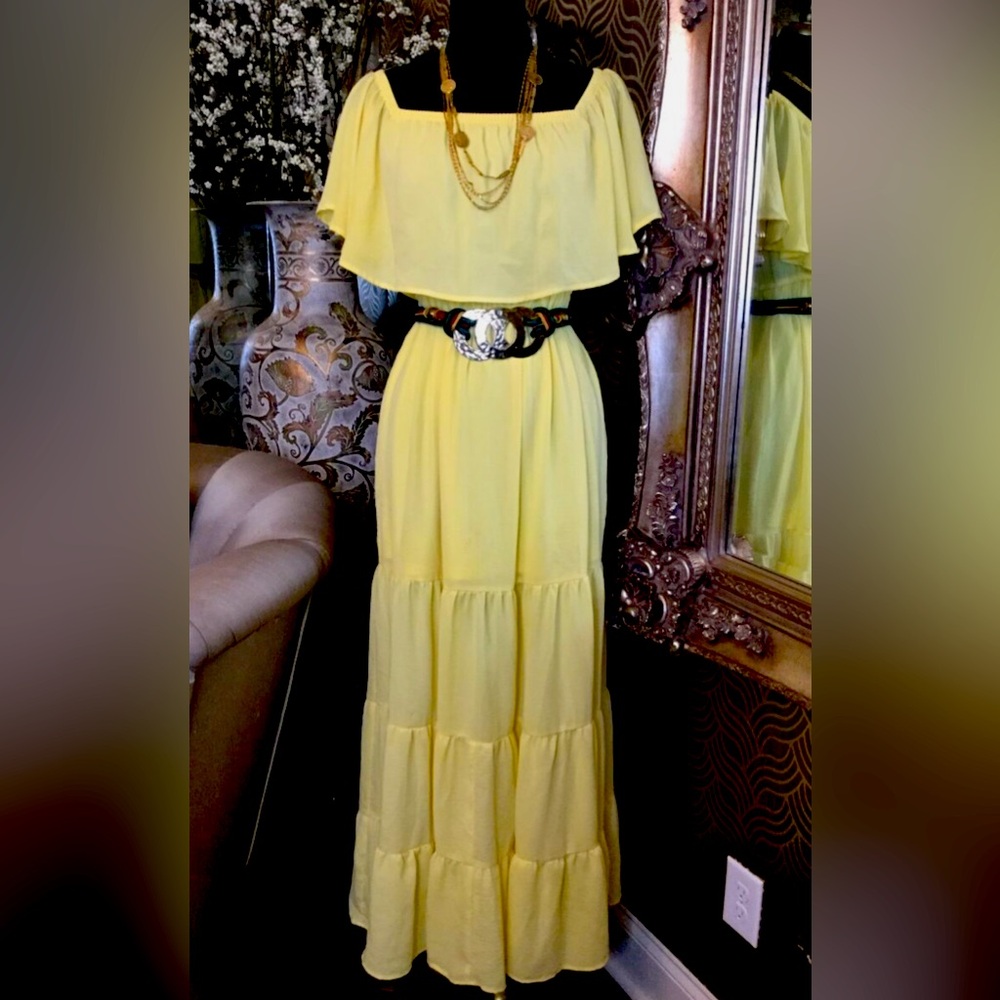 Venus Off Shoulder Maxi Dress Yellow Sz 24